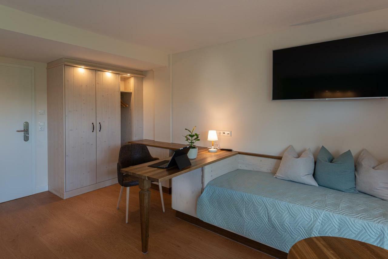 Be Bio Hotel Be Natural - Direkt Am Wasser Toenning Exterior photo